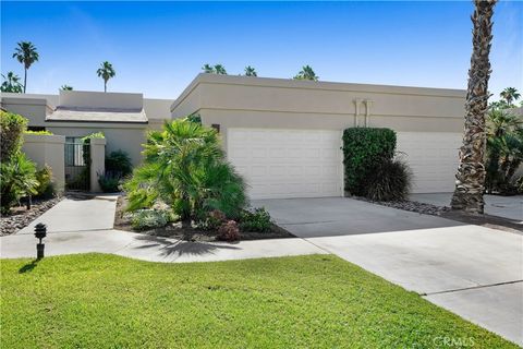 Photo of 39856 Narcissus WAY, Palm Desert, CA 92211 (MLS # IV26102559)