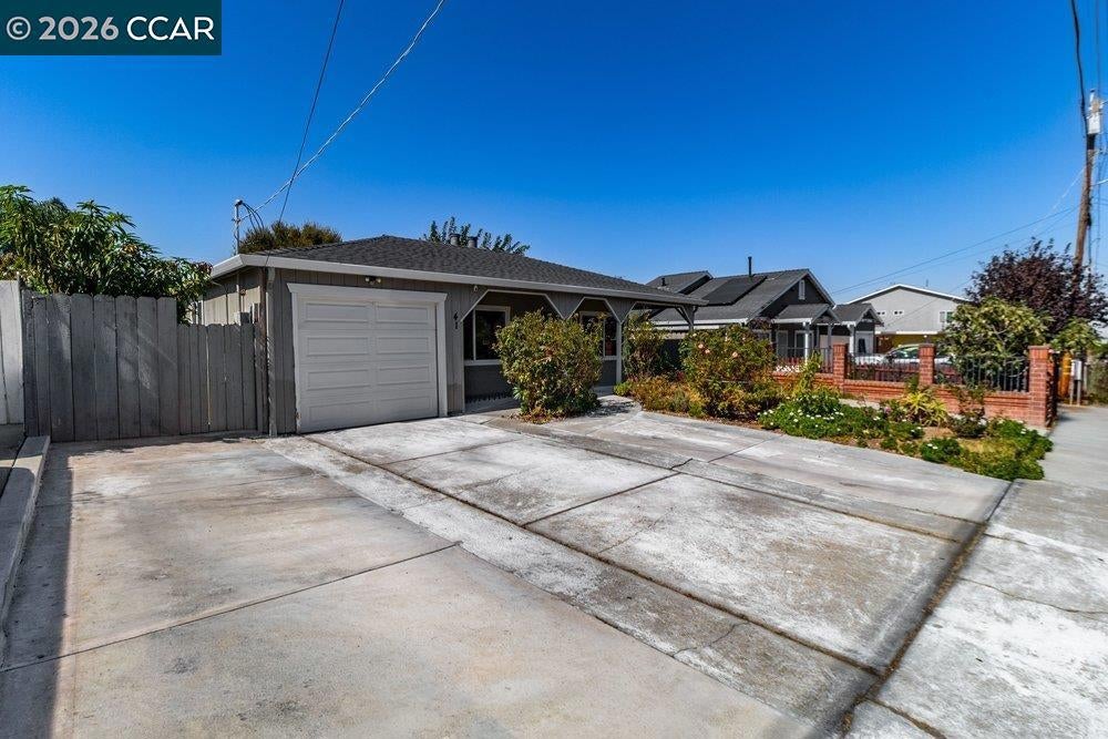 41 Canal Dr