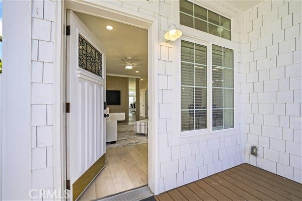 252 Mayflower