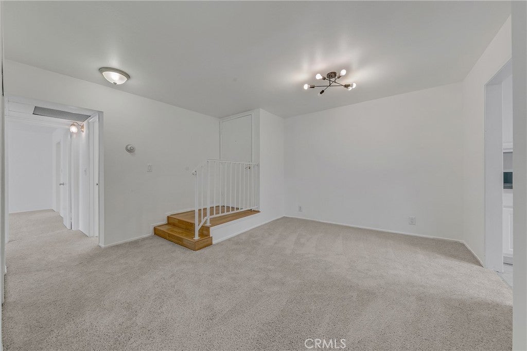 65 N Allen Avenue 305
