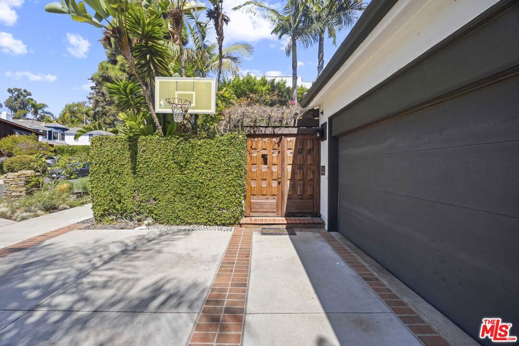 540 Dryad Road