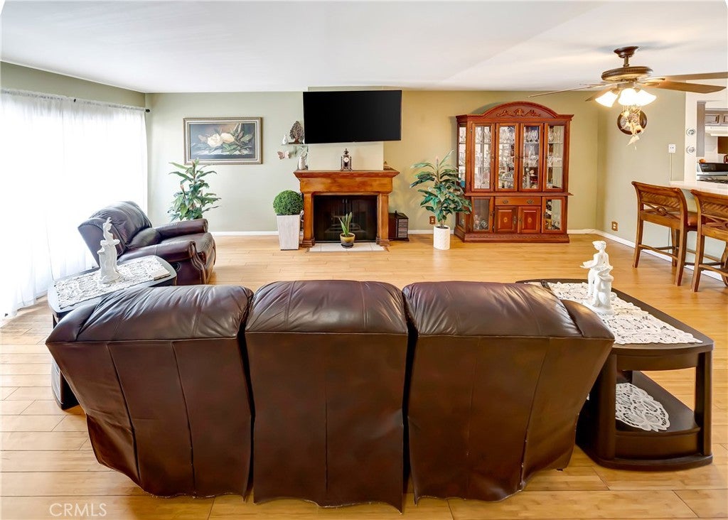 7226 Jordan Avenue 6, Canoga Park CA 91303