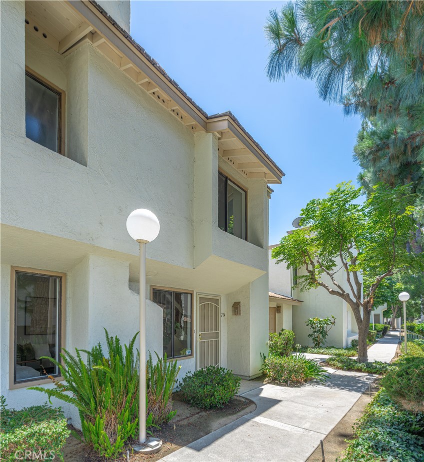 214 Mountain Court