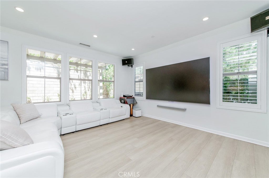 105 Breakwater, Irvine CA 92620 - Photo 6