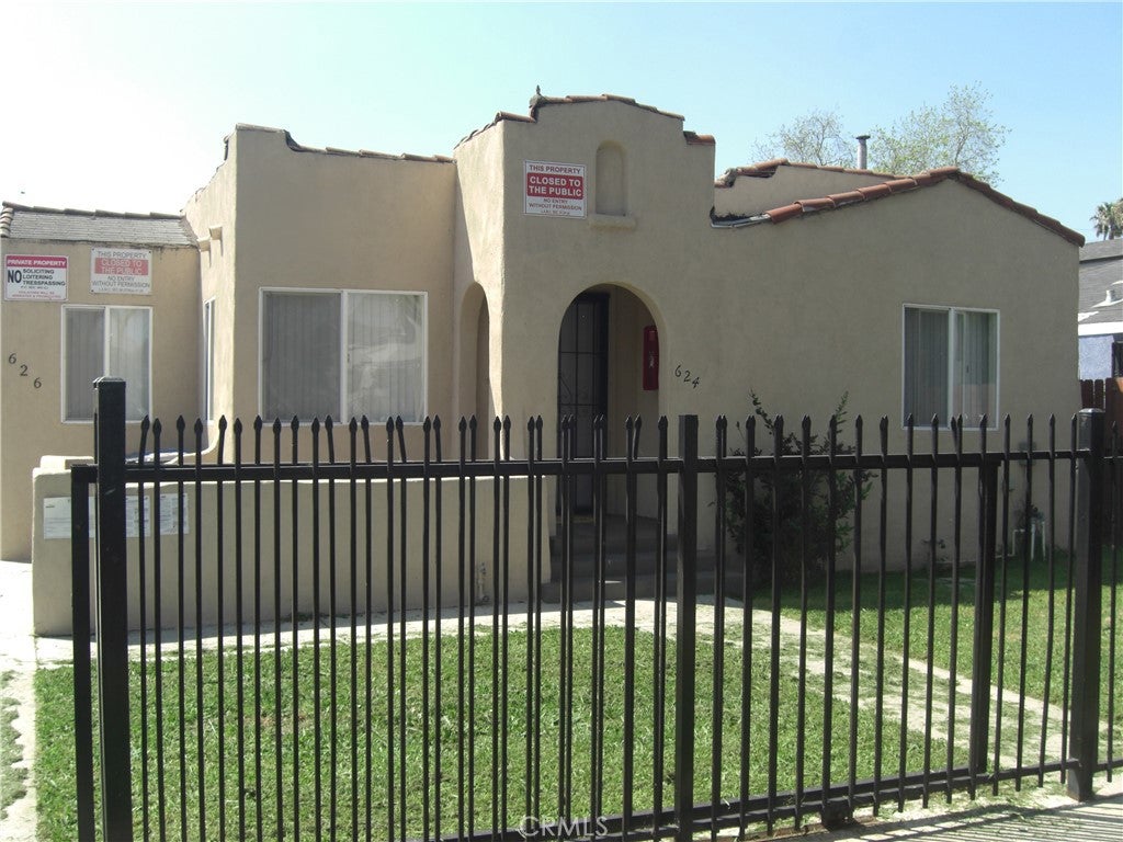 624 E 80th