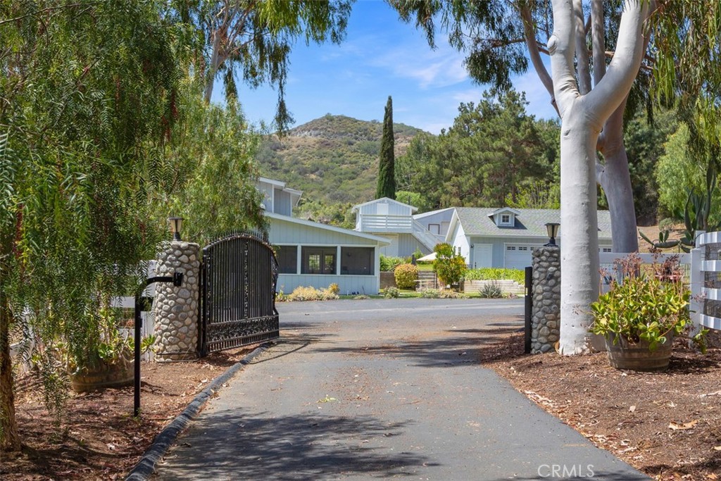 35768 Rice Canyon