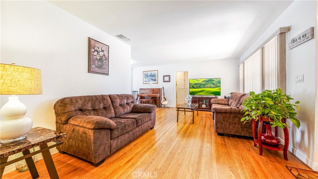 Photo of 16053 Devonshire Street St, Granada Hills, CA 91344 (MLS # SR25174788)