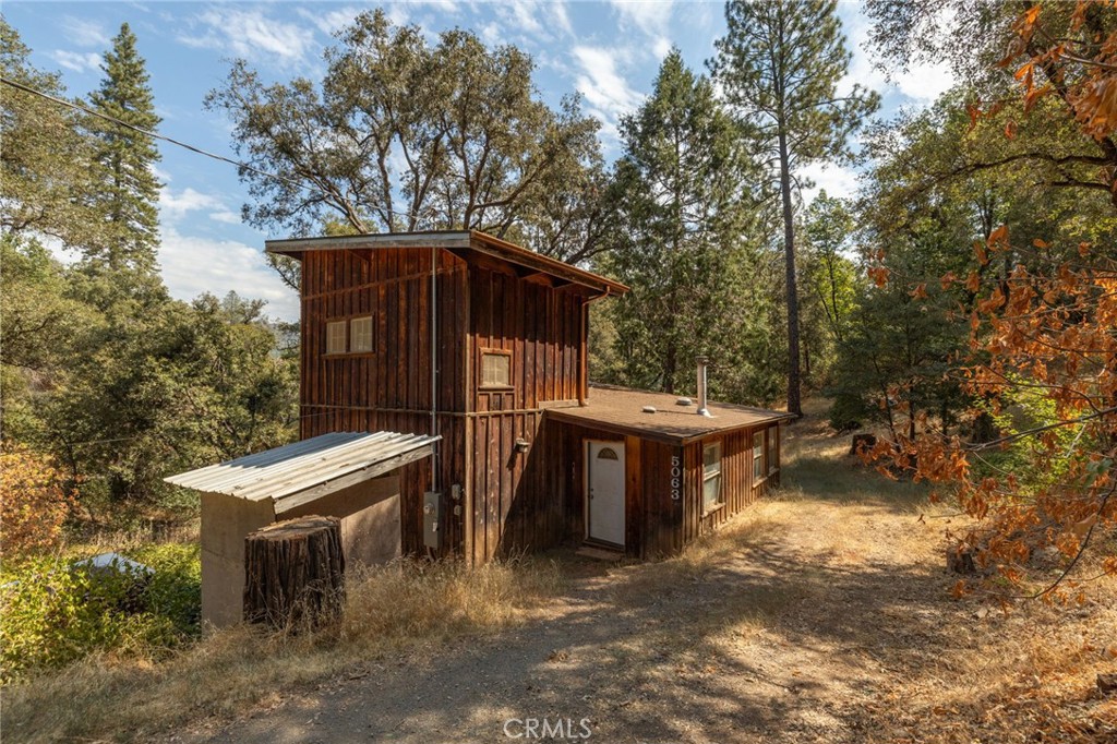 5057 Oak Road