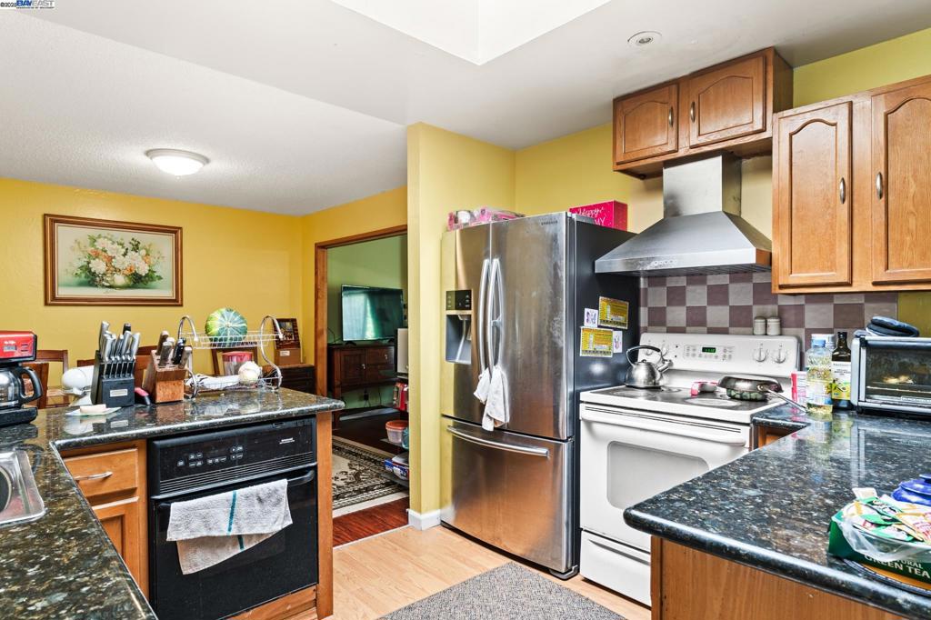 TARA HILLS - Residential