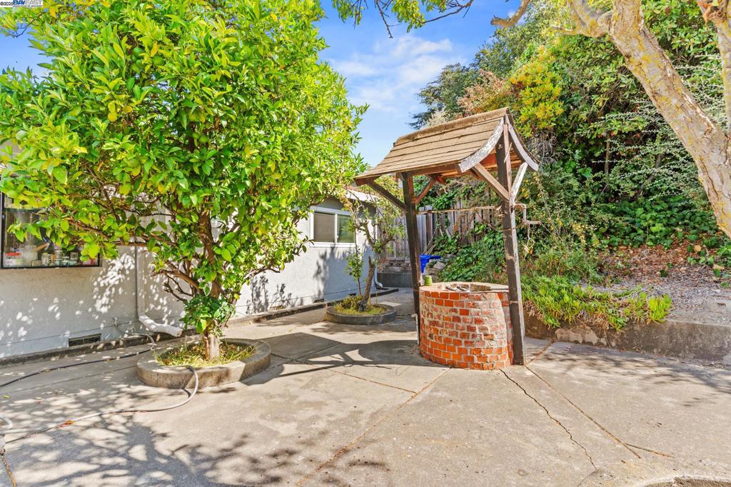 TARA HILLS - Residential