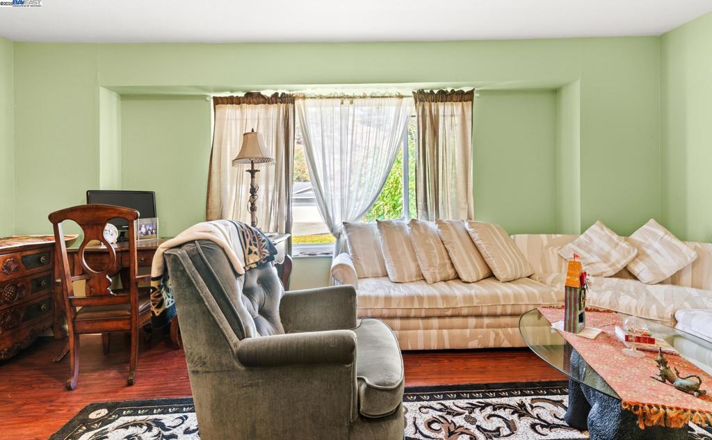 TARA HILLS - Residential
