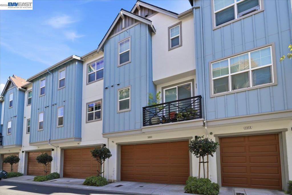 3895 Camino Loop