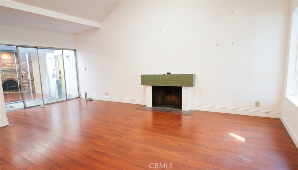 Mesa Woods (MSWD) - Residential