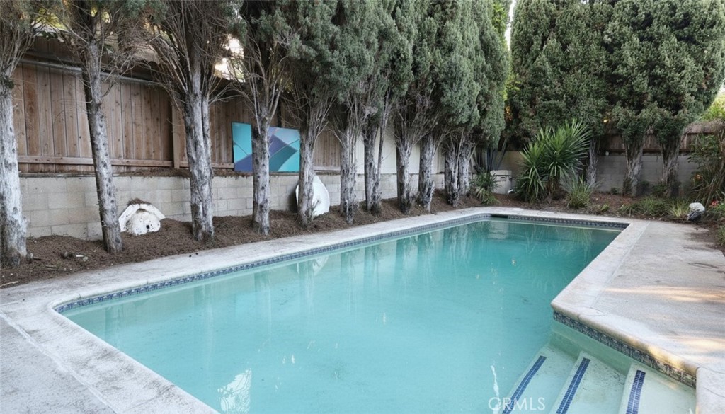 Mesa Woods (MSWD) - Residential