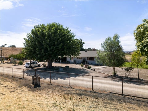 Tiny photo for 6645 Webster RD, Creston, CA 93432 (MLS # NS26208517)