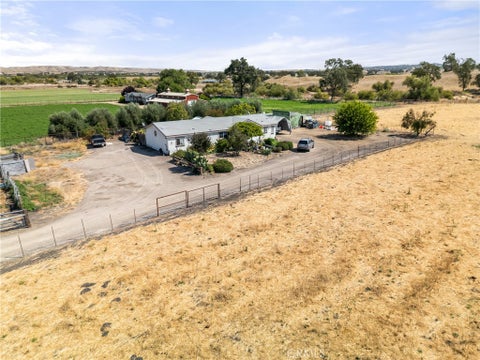 Tiny photo for 6645 Webster RD, Creston, CA 93432 (MLS # NS26208517)