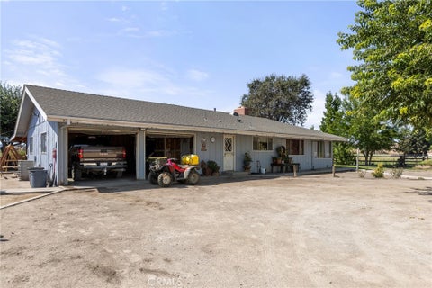 Tiny photo for 6645 Webster RD, Creston, CA 93432 (MLS # NS26208517)