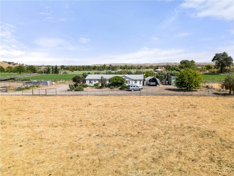 Tiny photo for 6645 Webster RD, Creston, CA 93432 (MLS # NS26208517)