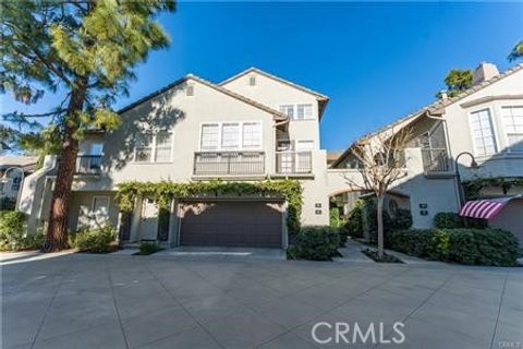 4 Auvergne Newport Coast CA 92657