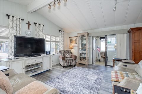 Photo of 80 Huntington St #618, Huntington Beach, CA 92648 (MLS # OC26029584)