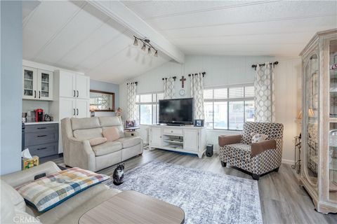 Photo of 80 Huntington St #618, Huntington Beach, CA 92648 (MLS # OC26029584)