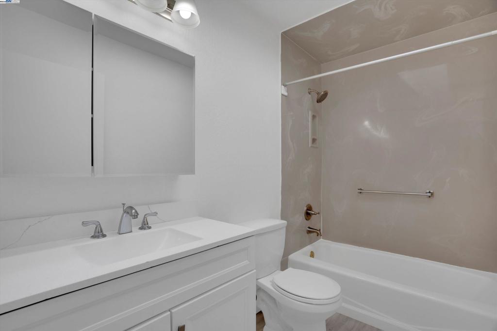 OLD RODEO - Residential