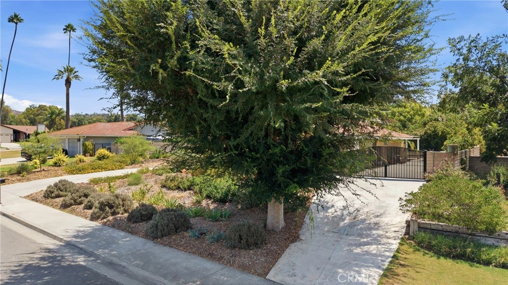 6526 Marlo Way