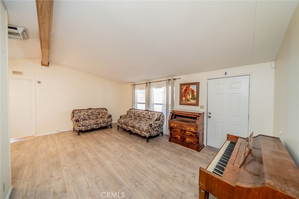 10200 Johnson 55