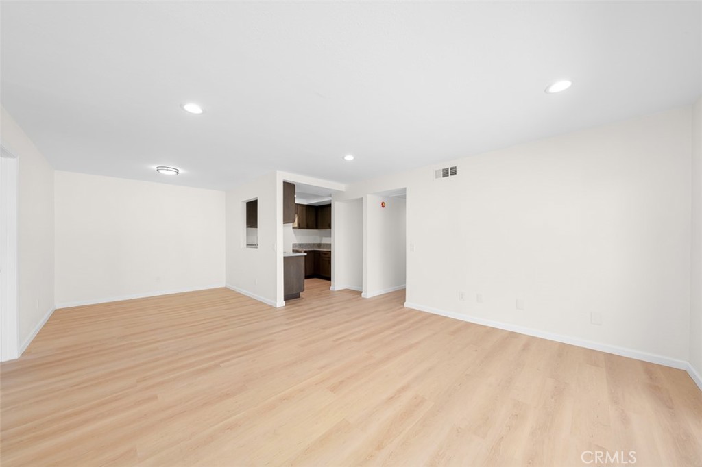 5025 Los Morros Way 45