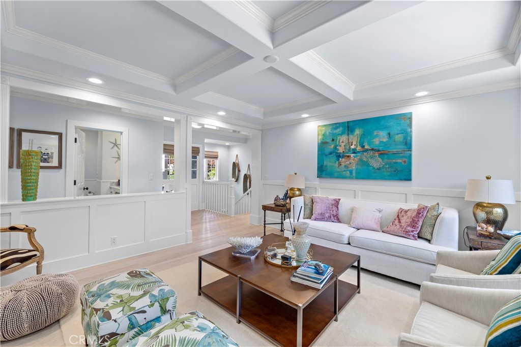 5215 Middlecrest Road