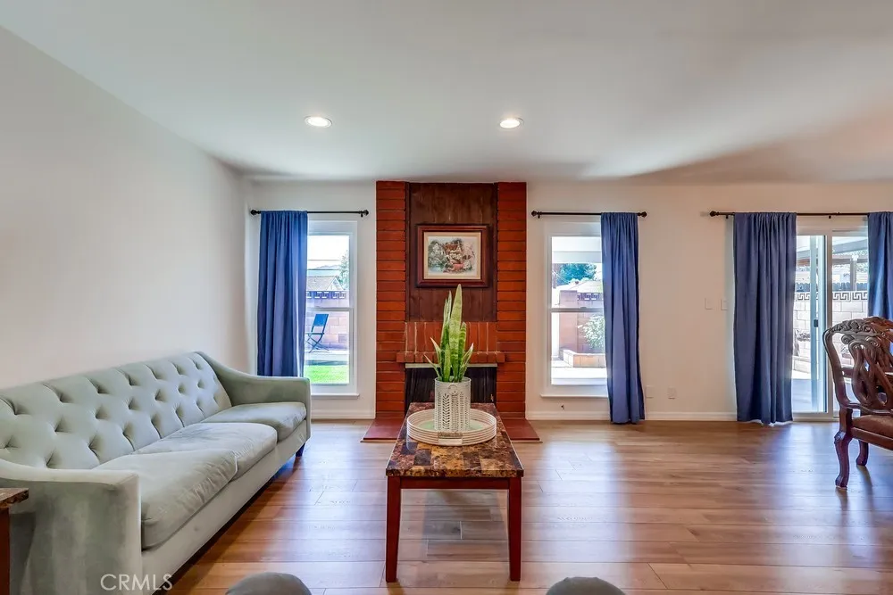 Canyon Country, California 91351, United States, 3 Bedrooms Bedrooms, ,2 BathroomsBathrooms,Residential,Active,132782