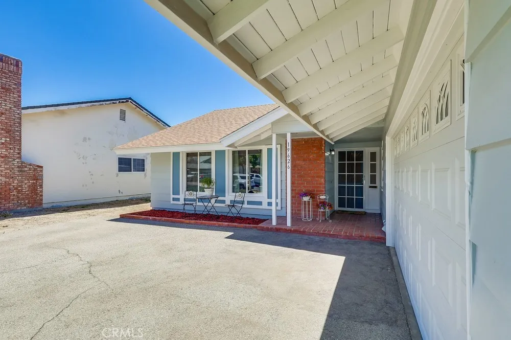 Canyon Country, California 91351, United States, 3 Bedrooms Bedrooms, ,2 BathroomsBathrooms,Residential,Active,132782