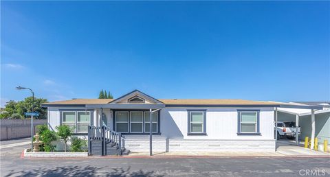 209 Road Runner Fountain Valley CA 92708