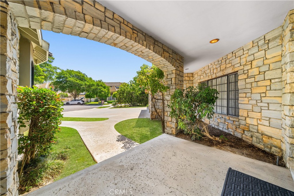519 Connie Rae Way