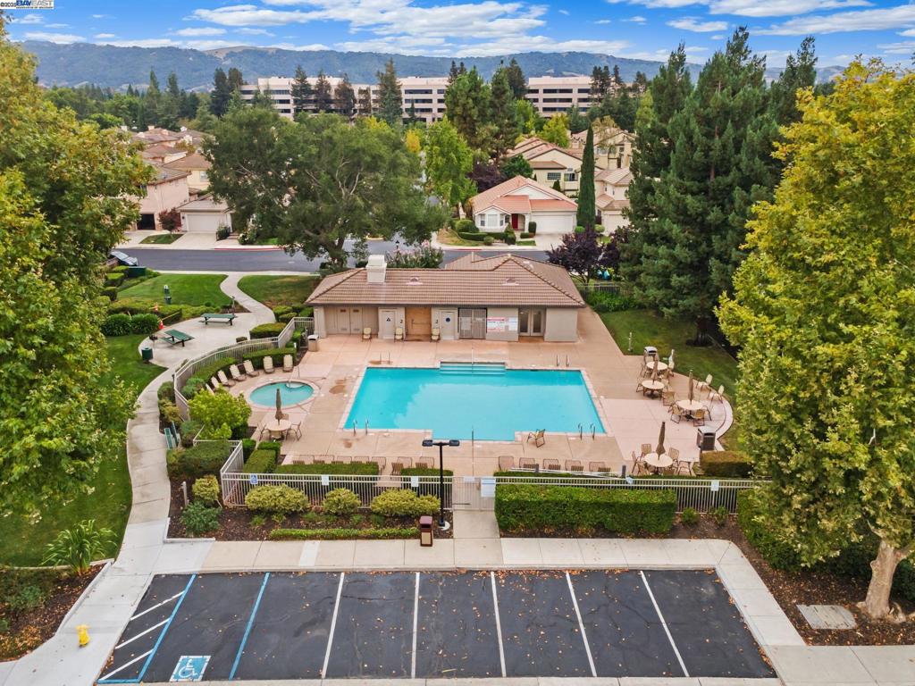 SIENNA - Residential