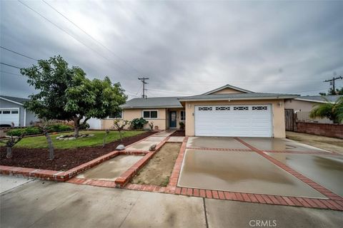 Photo of 670 Diablo Avenue, Moorpark, CA 93021 (MLS # SR26001574)