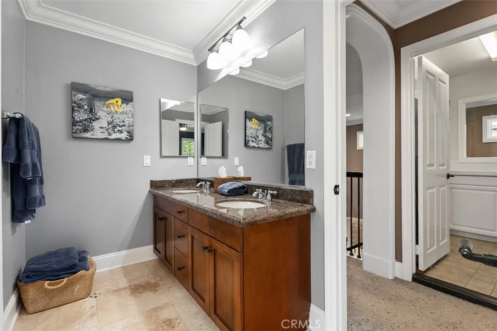 San Clemente, California 92673, United States, 5 Bedrooms Bedrooms, ,3 BathroomsBathrooms,Residential,Active,202616