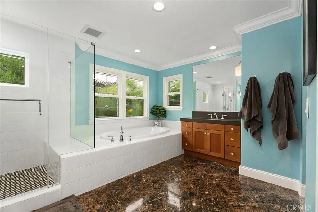 San Clemente, California 92673, United States, 5 Bedrooms Bedrooms, ,3 BathroomsBathrooms,Residential,Active,202616