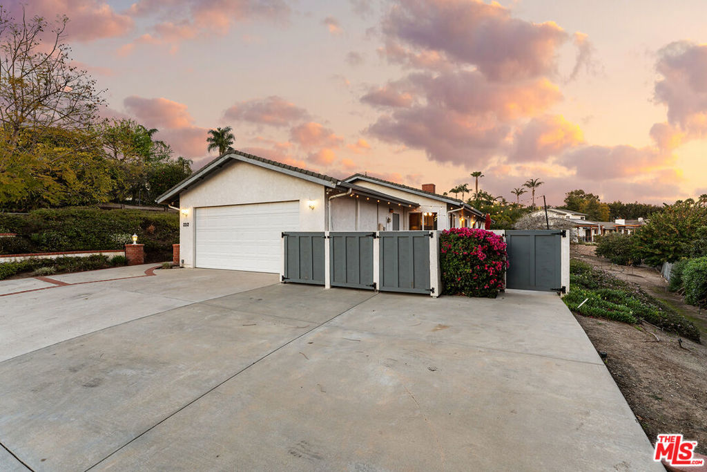 2212 Stacy Lane