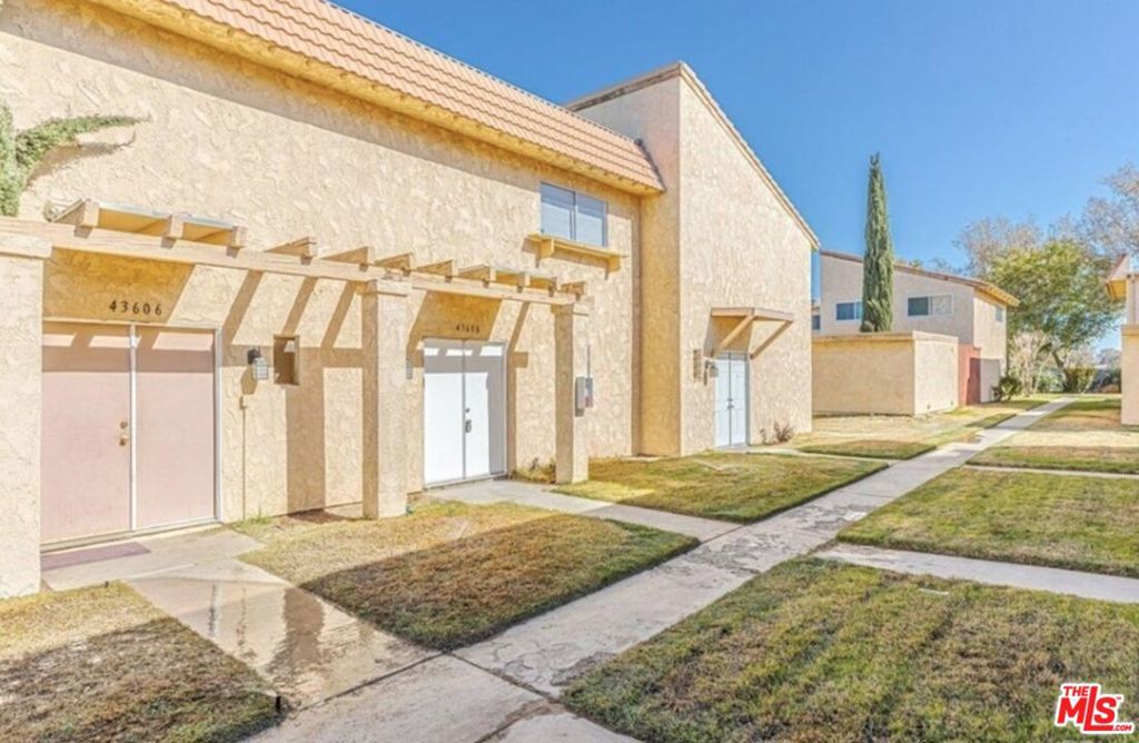 Searching for the ideal investment or a cozy place to call home? Check out this inviting 2-bedroom, 2-bathroom condo offering 1008 sq. ft. of thoughtfully designed living space. Conveniently located near shops, dining, and entertainment, with quick freeway access for an easy commute. This well-kept property features garage parking, , in-garage laundry, and a private patio for unwinding. Whether you're looking to move in or boost your investment portfolio, this condo shines with a strong CAP rate.