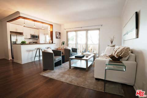 Photo of 1110 Hacienda Place #207, West Hollywood, CA 90069 (MLS # 26659311)