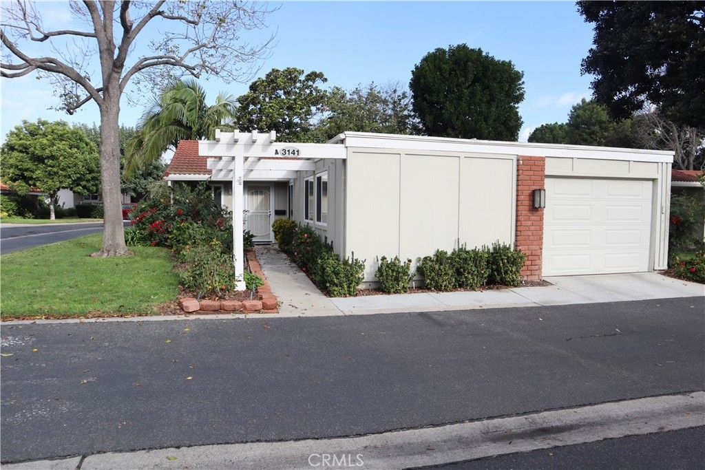 Photo of 3141 Via Vis #A, Laguna Woods, CA 92637 (MLS # OC26051615)