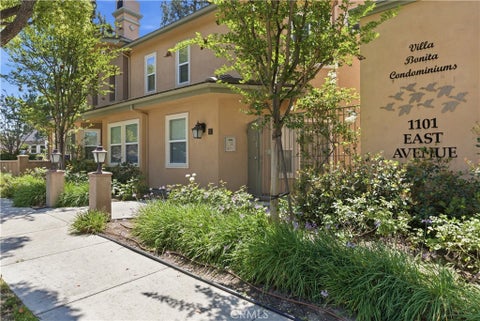 Photo of 1101 East Avenue, Burbank, CA 91504 (MLS # WS26102173)