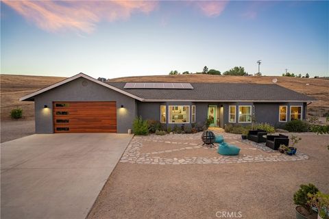 Photo of 2750 Lazy Hill Road Rd, San Miguel, CA 93451 (MLS # PI26003363)