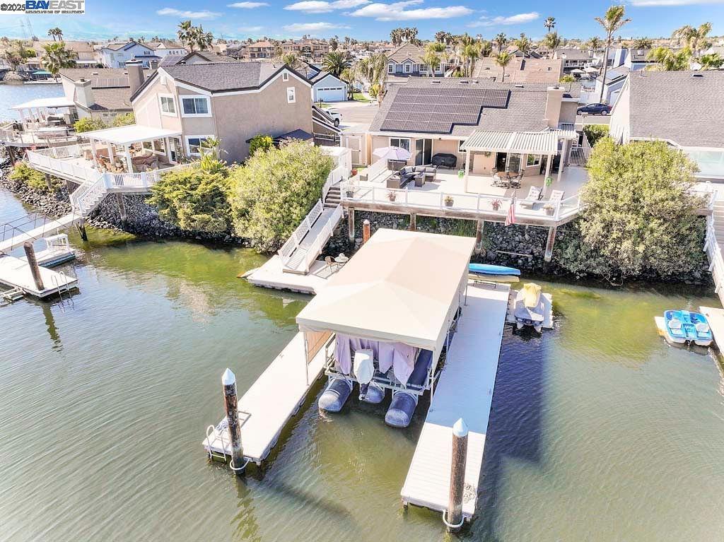 DELTA WATERFRONT ACCESS - Residential