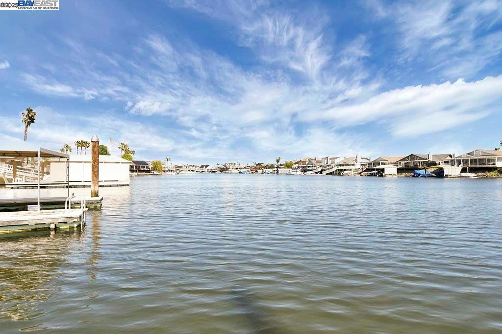 DELTA WATERFRONT ACCESS - Residential
