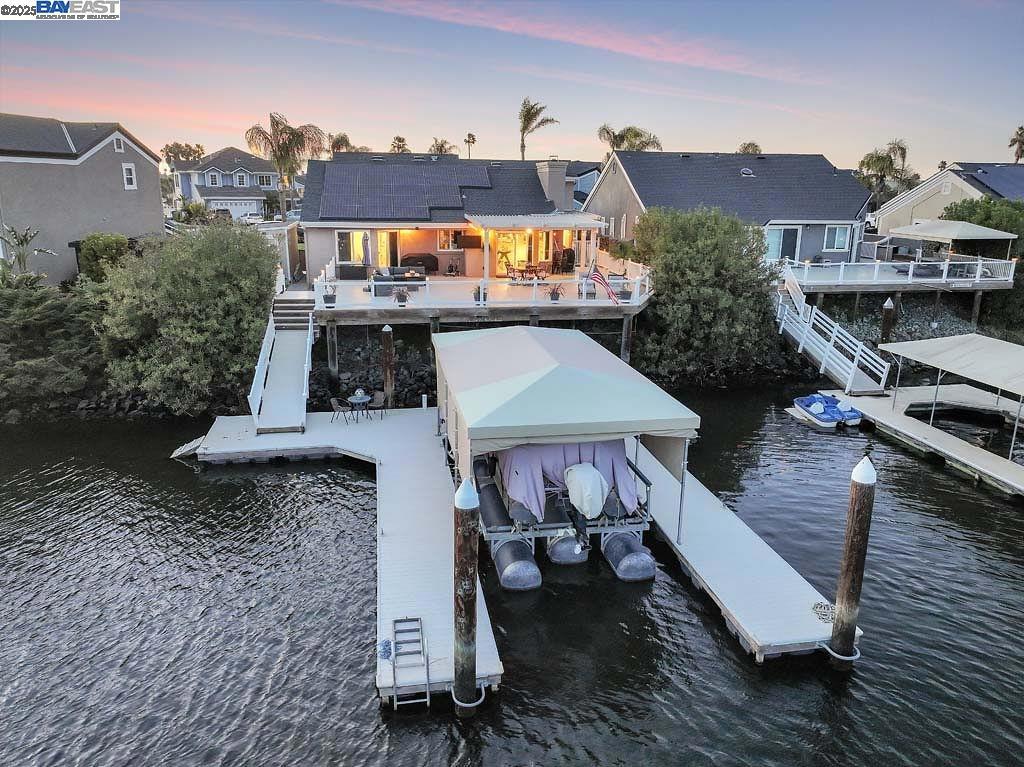 DELTA WATERFRONT ACCESS - Residential