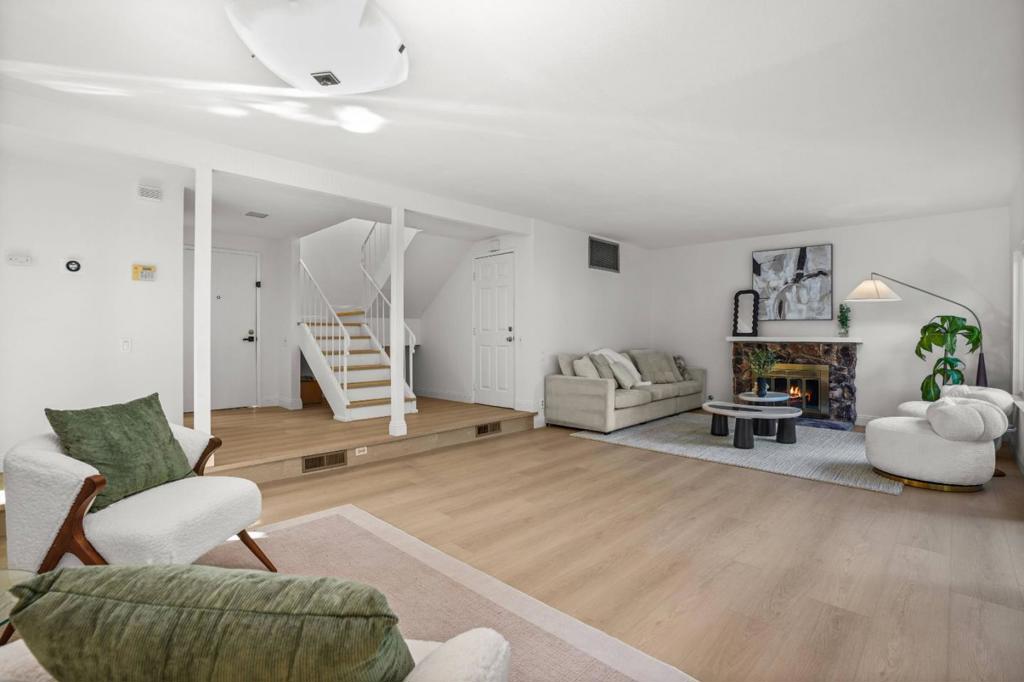 Properties 4 887 Kozera Drive