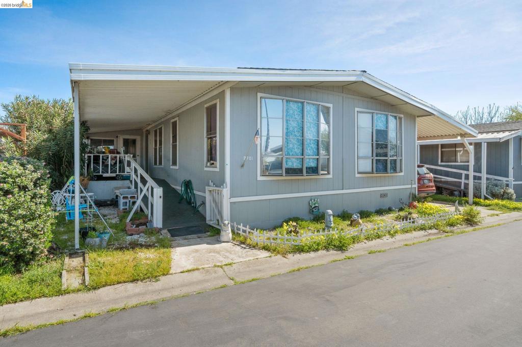 3701 Porter Cir