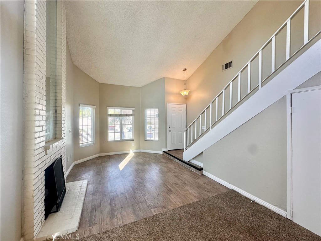 14207 Woodland Drive